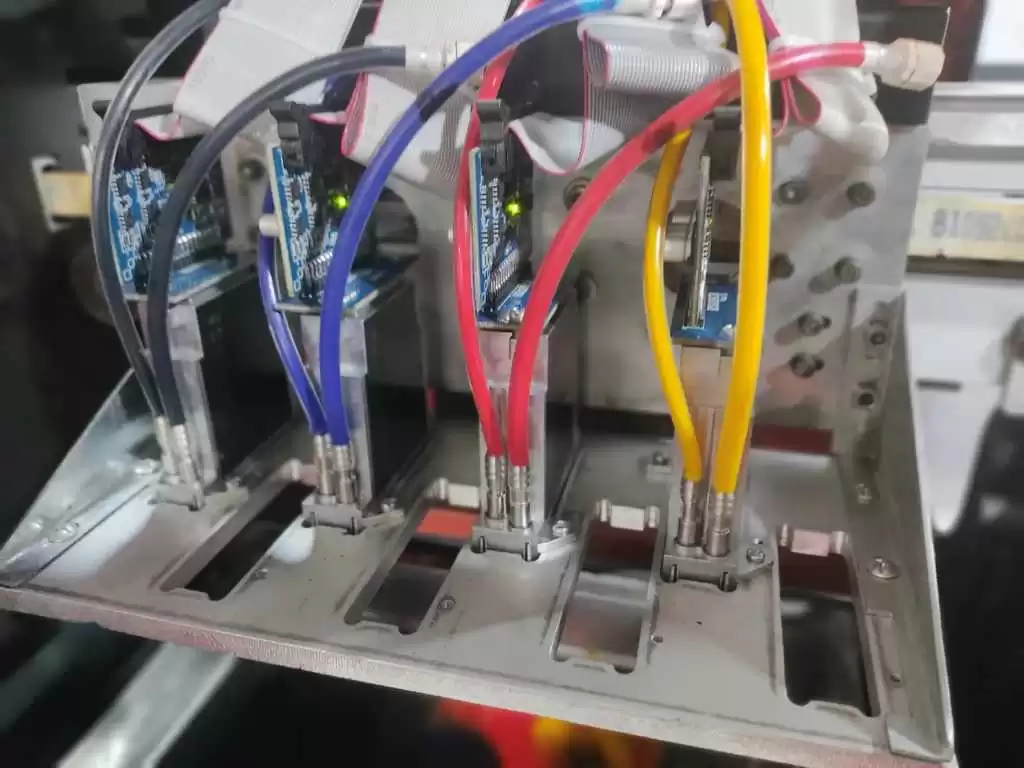 دستگاه چاپ بنر ویتکالر (تبدیل) کونیکا ۵۱۲